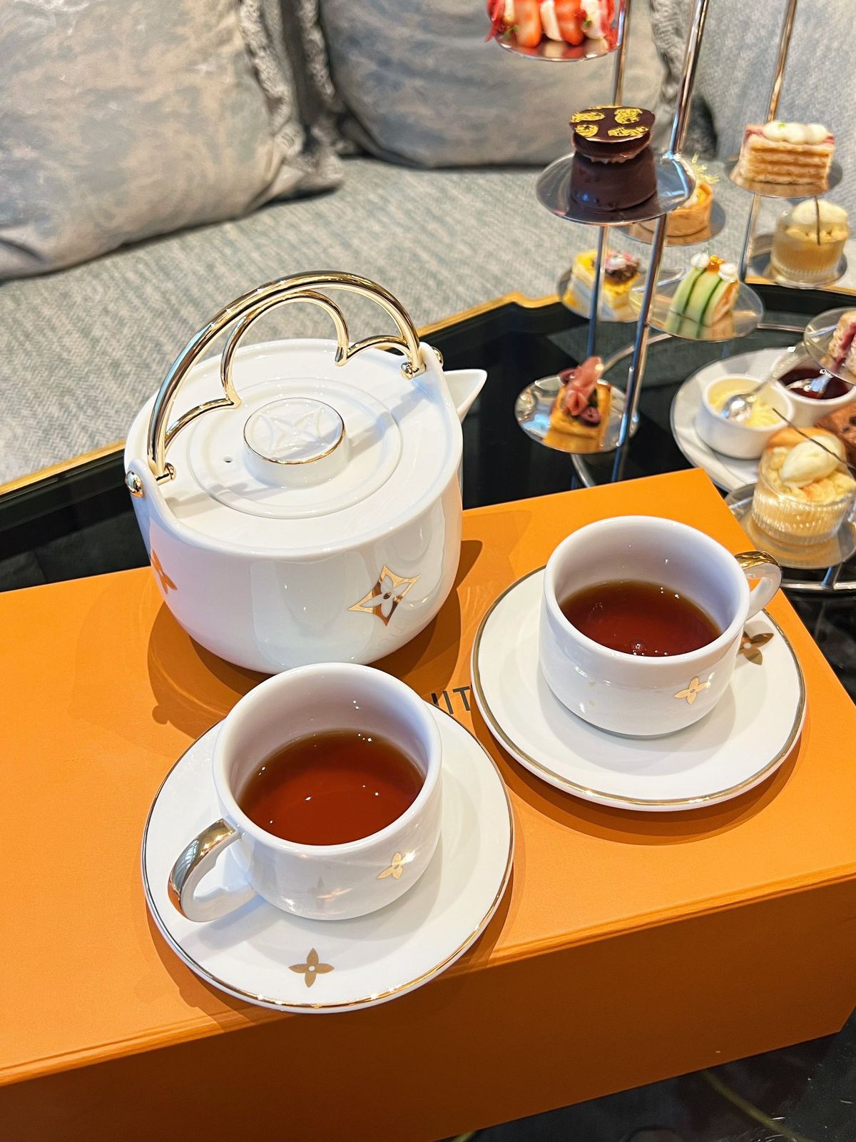 Louis Vuitton LV  Tea set for two people